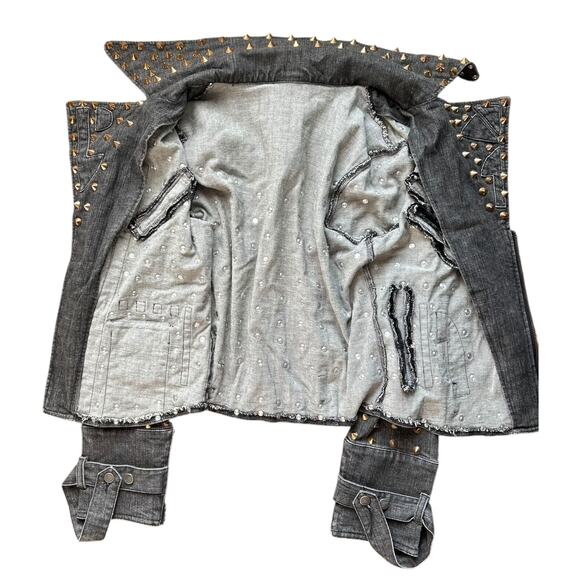 NWOT Studded Spike Rivet Black Denim Moto Jacket Size Small - Picture 6 of 6
